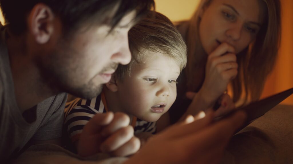 screen time for kids healthy limits, risks, and practical tips every parent should know