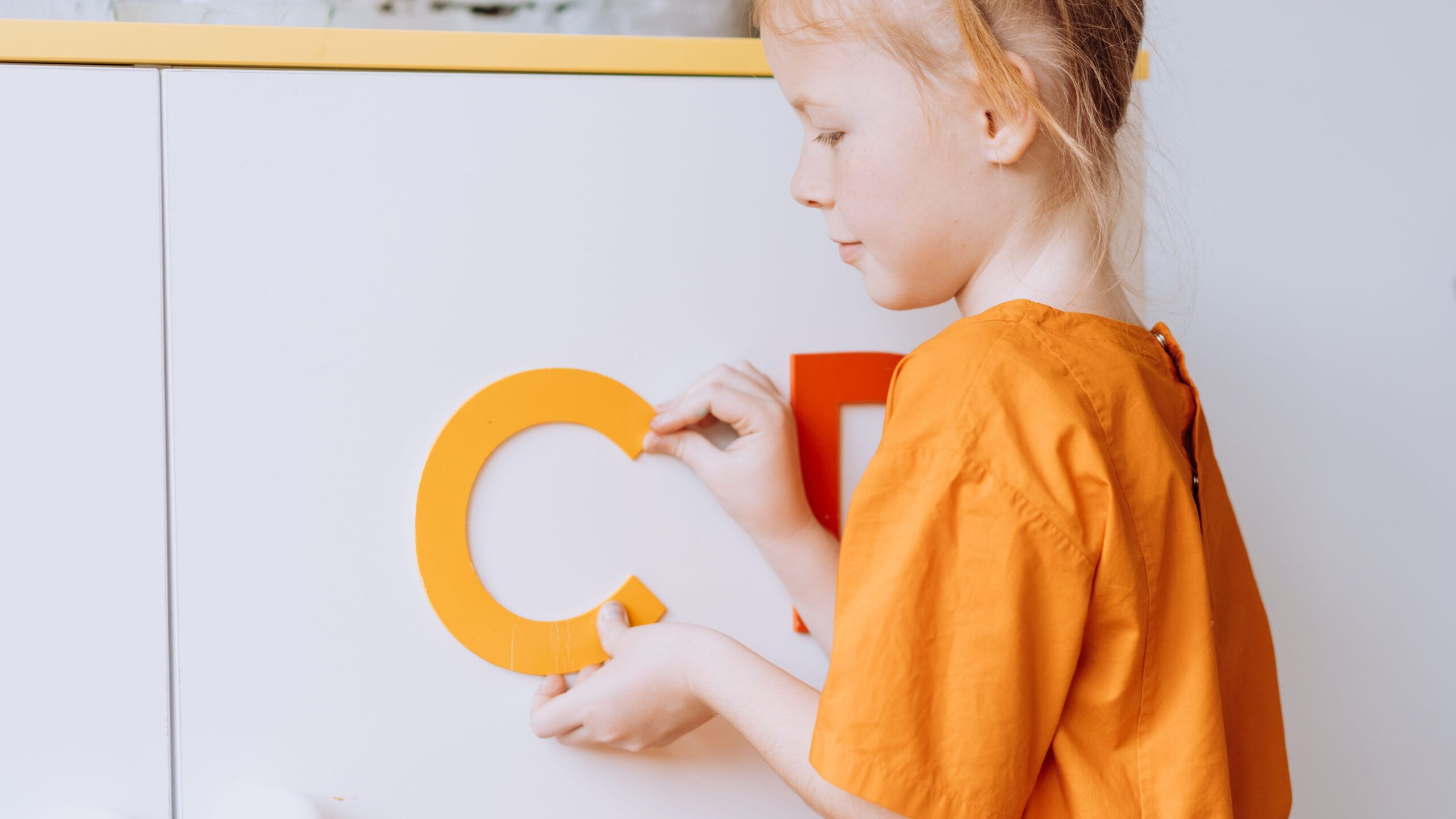 alphabet learning activities 35 brilliant, proven ways to teach kids the abcs fast (4)